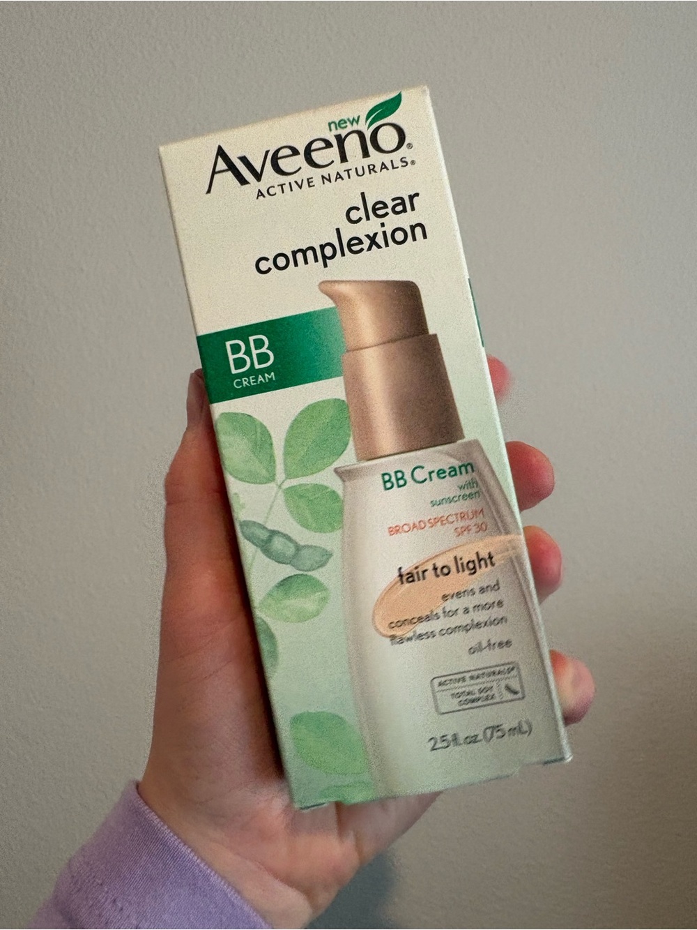 DISCONTINUED Aveeno Clear Complexion BB Cream Fair To Light 2.5oz SPF30 exp 3/15